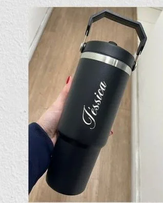 Copo térmico personalizado, gravação Jessica